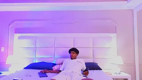 AaronCruz_ — Stripchat recorded stream image, 21.04.2026 21:50