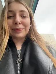 Sunny___Bunny — Stripchat recorded stream image, 22.04.2026 12:10