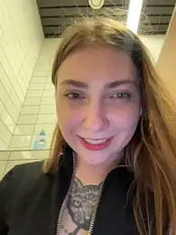 Sunny___Bunny — Stripchat recorded stream image, 22.04.2026 12:10