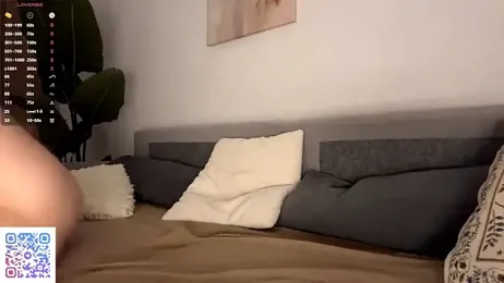 PetulaGunton — Stripchat recorded stream image, 22.04.2026 18:30