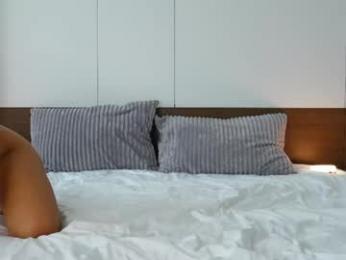 adelia_ntmu — Chaturbate recorded stream image, 24.04.2026 00:40