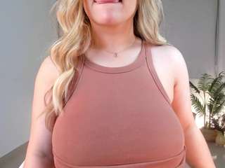 annwill — Camsoda recorded stream image, 25.04.2026 02:20