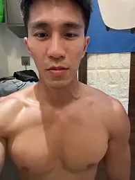 gooodboiii — Stripchat recorded stream image, 26.04.2026 15:00