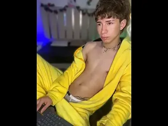 kaelwolf_tay — Stripchat recorded stream image, 26.04.2026 12:00