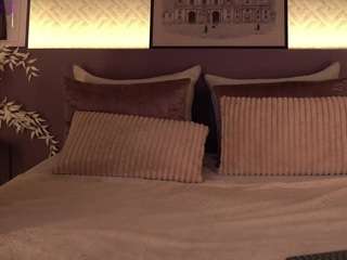 ellediane — Camsoda recorded stream image, 27.04.2026 00:10