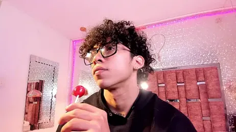 AkazaBoy_ — Stripchat recorded stream image, 27.04.2026 06:10