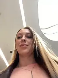 Sweet___Emily — Stripchat recorded stream image, 27.04.2026 15:10