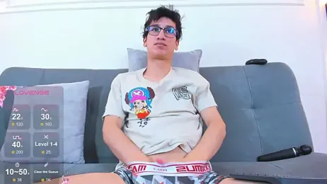 Cum_hunters — Stripchat recorded stream image, 28.04.2026 03:10