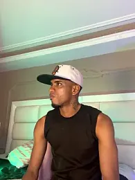 AaronCruz_ — Stripchat recorded stream image, 29.04.2026 02:20