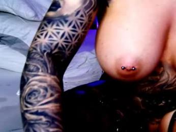 dee_waters — Chaturbate recorded stream image, 30.04.2026 10:10