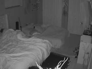 voyeurcam-house-charleys-room — Camsoda recorded stream image, 16.04.2026 04:00