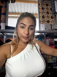 sammyqueenx21 — Stripchat recorded stream image, 30.04.2026 12:00