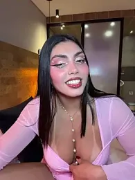 zui_lu — Stripchat recorded stream image, 01.05.2026 02:40