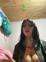 kiittyselenita — Stripchat recorded stream image, 01.05.2026 02:30