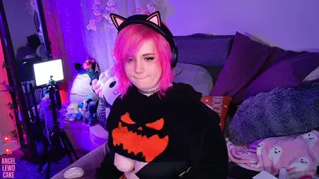 Angel-Lewd-Cake — Stripchat recorded stream image, 01.05.2026 05:30