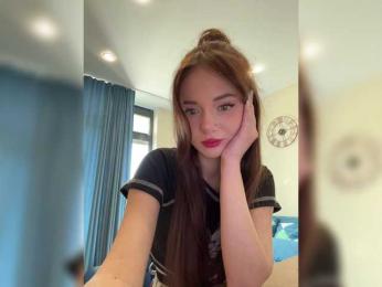 OlivkaVif — Bongacams recorded stream screenshot (09 Mar 2025)