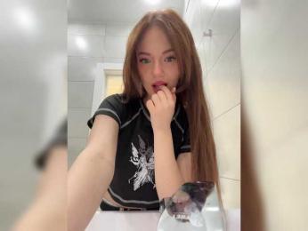 OlivkaVif — Bongacams recorded stream screenshot (09 Mar 2025)