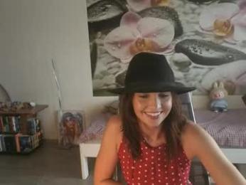jennycutey — Chaturbate recorded stream image, 02.05.2026 04:20