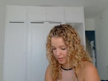 theislandgirl — Chaturbate recorded stream image, 02.05.2026 18:00
