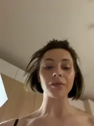 Camilla_Railian — Stripchat recorded stream image, 02.05.2026 19:40