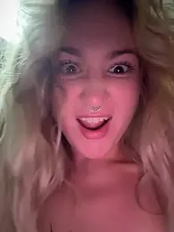 Rimmahottes — Stripchat recorded stream image, 03.05.2026 00:00