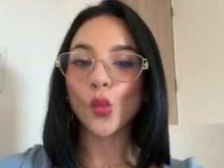 kiraalopez — Camsoda recorded stream image, 04.05.2026 20:00