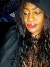 AmazonianMistress — Stripchat recorded stream image, 04.05.2026 22:30