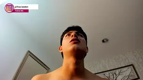 Lander_Cruz — Stripchat recorded stream image, 04.05.2026 20:50