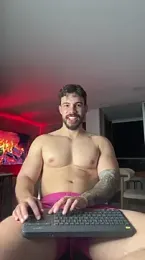 Valenthino_Salvatore — Stripchat recorded stream image, 04.05.2026 22:40