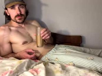highnightz — Chaturbate recorded stream image, 06.05.2026 01:50