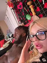 MacTroy — Stripchat recorded stream image, 08.05.2026 21:10