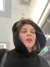 ValenciaShock — Stripchat recorded stream image, 09.05.2026 06:30