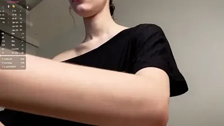 glamourr — Stripchat recorded stream image, 09.05.2026 12:00