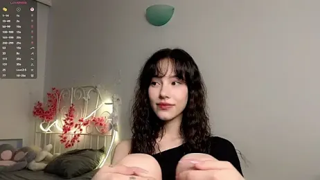 glamourr — Stripchat recorded stream image, 09.05.2026 12:00