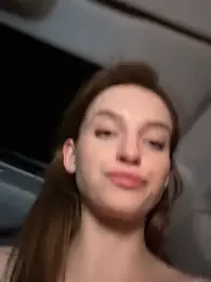 -AngelAri- — Stripchat recorded stream image, 09.03.2025 18:10