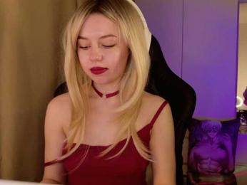 Businka13 — Bongacams recorded stream image, 09.03.2025 17:20