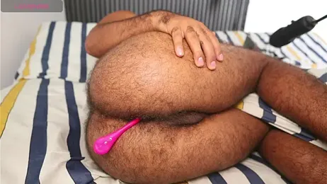Little_Bear00 — Stripchat recorded stream image, 10.05.2026 15:10