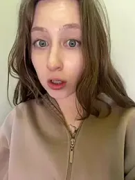 FroggyAnna — Stripchat recorded stream image, 11.05.2026 18:10
