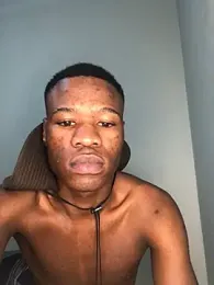 thandolezwe1 — Stripchat recorded stream image, 11.05.2026 19:20
