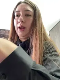 suzy-111 — Stripchat recorded stream image, 12.05.2026 12:10