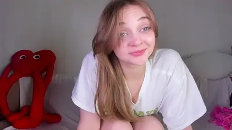 May_Flower — Stripchat recorded stream image, 12.05.2026 11:10