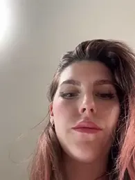 nicole_98 — Stripchat recorded stream image, 12.05.2026 14:50
