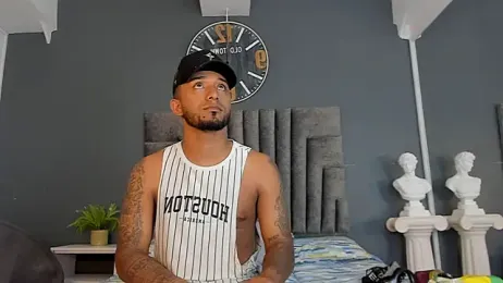 Robin_Rief — Stripchat recorded stream image, 12.05.2026 20:10