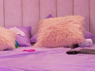 mssbombom — Camsoda recorded stream image, 13.05.2026 03:00
