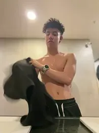 yoursexyjose — Stripchat recorded stream image, 13.05.2026 21:20
