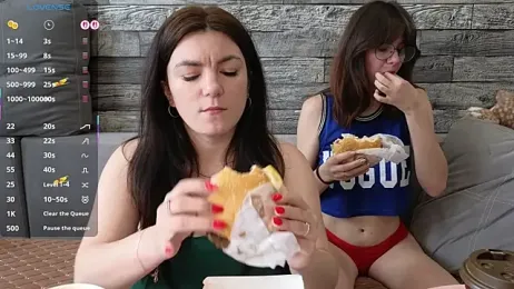 Vika_loves_you — Stripchat recorded stream image, 14.05.2026 02:20