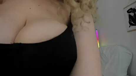 CarolMay — Stripchat recorded stream image, 14.05.2026 07:00