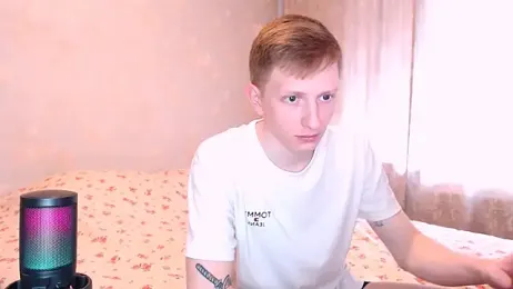 juliaanddima — Stripchat recorded stream image, 14.05.2026 08:20
