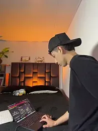 SebastianReed_ — Stripchat recorded stream image, 15.05.2026 02:50