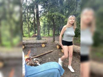 _Magic_ — Bongacams recorded stream image, 15.05.2026 08:40